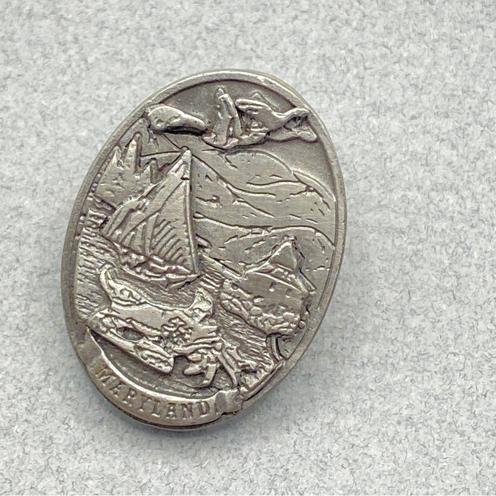 Pewter Maryland TRAUB Tie Tac Lapel Pin Unisex - Picture 5 of 5